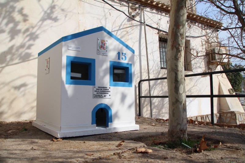 <span style='color:#780948'>ARCHIVED</span> - The new cat boxes in Mazarron and Cartagena that are keeping cat numbers down humanely