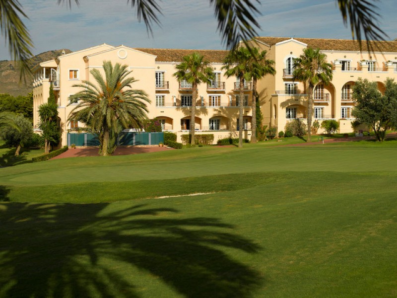 <span style='color:#780948'>ARCHIVED</span> - La Manga Club in employment dispute with hotel cleaners