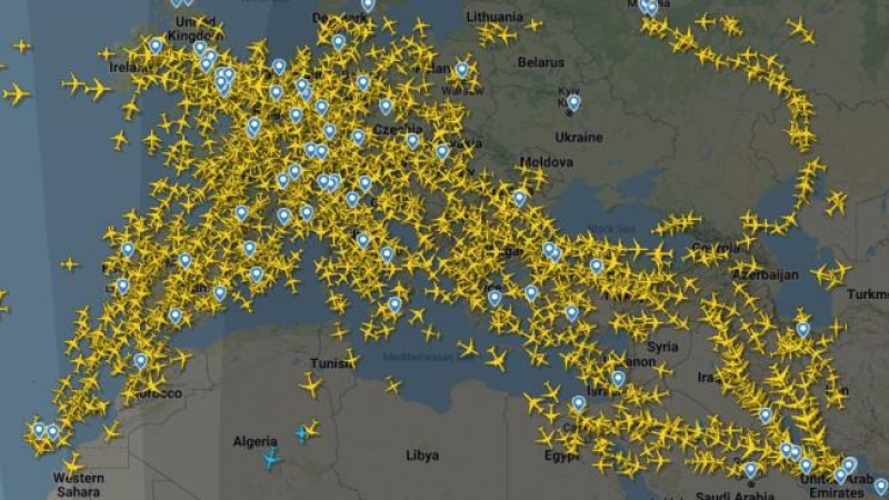<span style='color:#780948'>ARCHIVED</span> - How will the Russian airspace ban affect the Spanish economy?