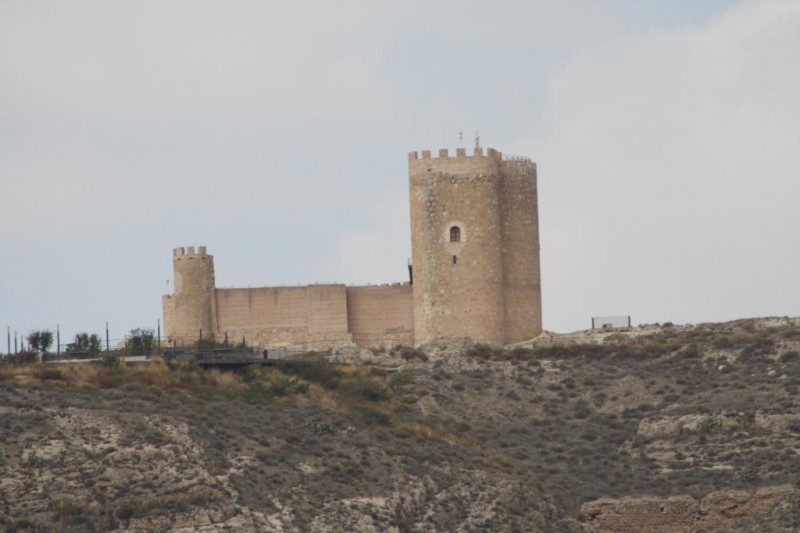 <span style='color:#780948'>ARCHIVED</span> - June 25 night-time tour of Jumilla castle 