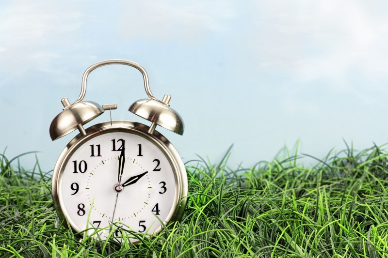 <span style='color:#780948'>ARCHIVED</span> - Clocks go forward this month: do you know when Daylight Savings Time starts in 2022?