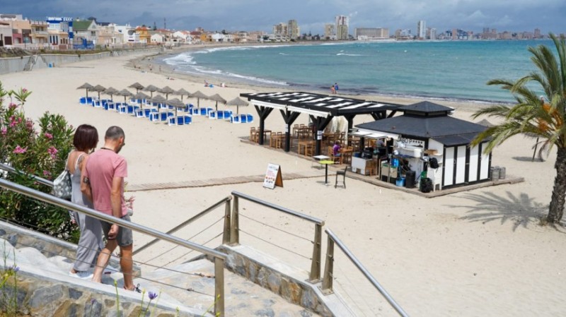 <span style='color:#780948'>ARCHIVED</span> - Cartagena chiringuito beach bars finally get permission to open