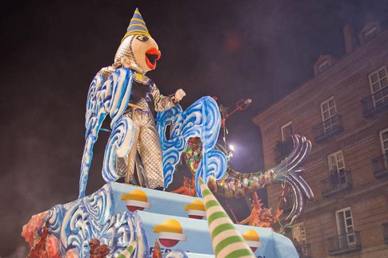 <span style='color:#780948'>ARCHIVED</span> - April 23, El Entierro de la Sardina, the biggest parade of the year in the city of Murcia