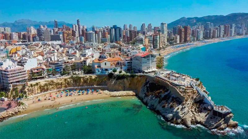 6 free walking tours to get to know Benidorm better