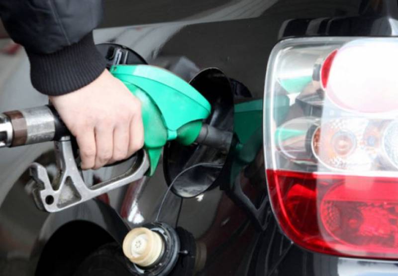 <span style='color:#780948'>ARCHIVED</span> - Diesel prices break the 2-euro per litre barrier across Spain