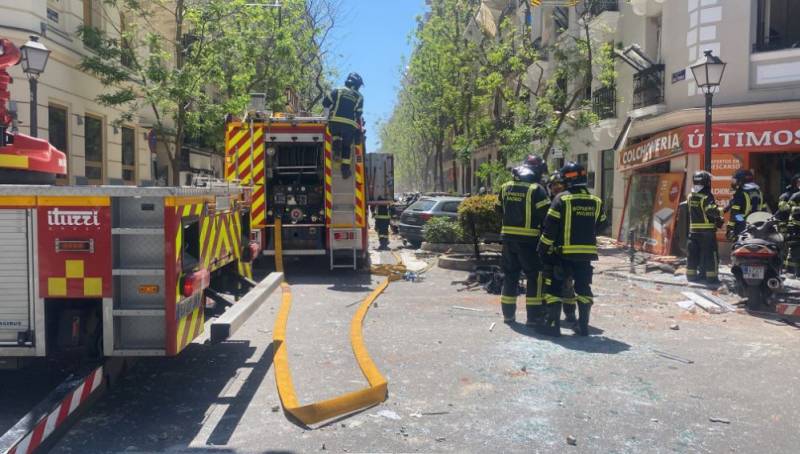 At least 17 injured in huge explosion in central Madrid