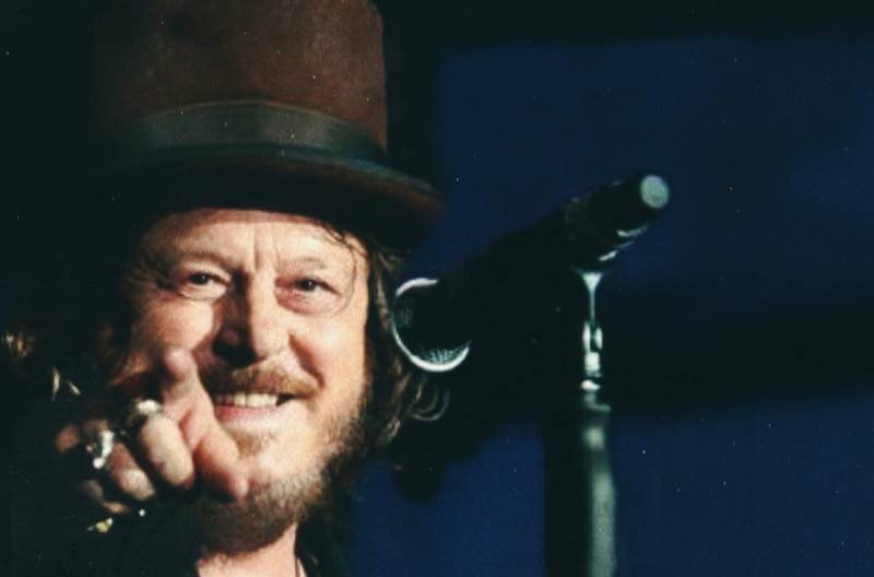 <span style='color:#780948'>ARCHIVED</span> - July 15 Zucchero tops the bill on the first night of La Mar de Musicas in Cartagena