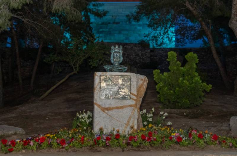Bust of Alfonso X El Sabio unveiled at the Castillo de la Concepcion in Cartagena
