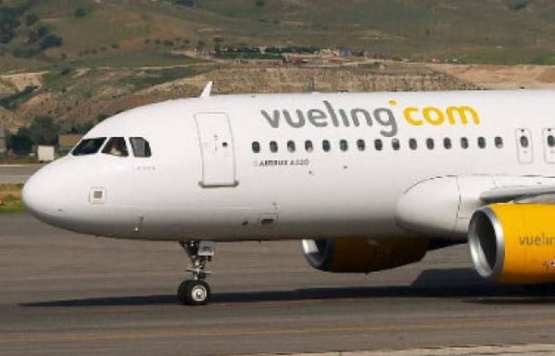 <span style='color:#780948'>ARCHIVED</span> - Malaga-bound flight makes emergency landing due to pressurisation problems