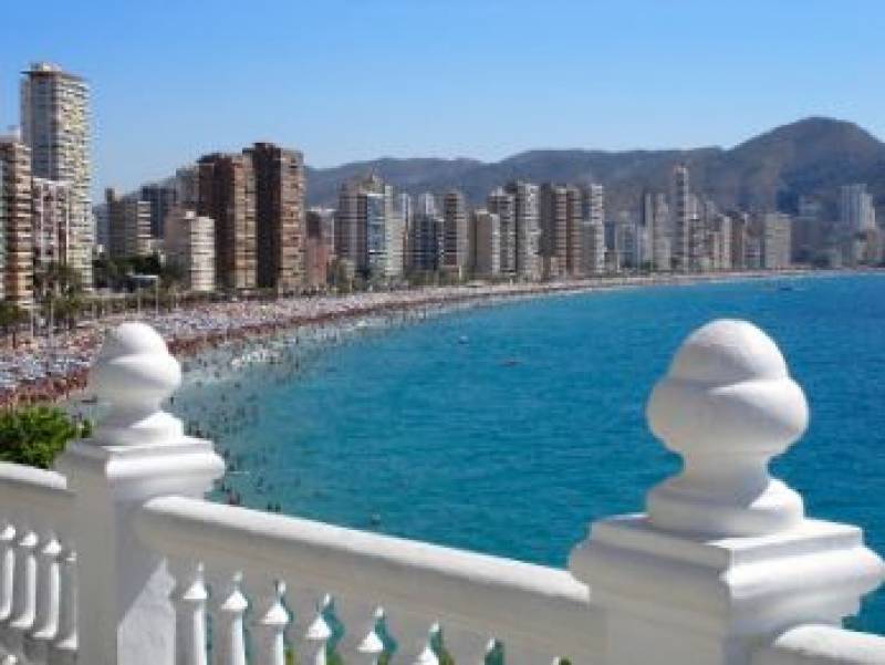 Cheapest and most expensive areas for holiday rentals in Spain
