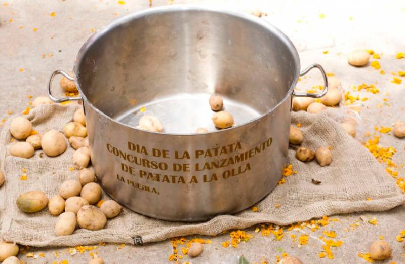 <span style='color:#780948'>ARCHIVED</span> - June 5 Annual Potato Fiesta in La Puebla!