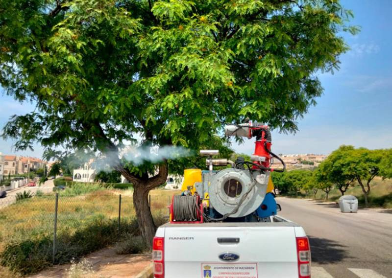 <span style='color:#780948'>ARCHIVED</span> - Mazarron Town Hall continues early summer mosquito spraying as the heat rises