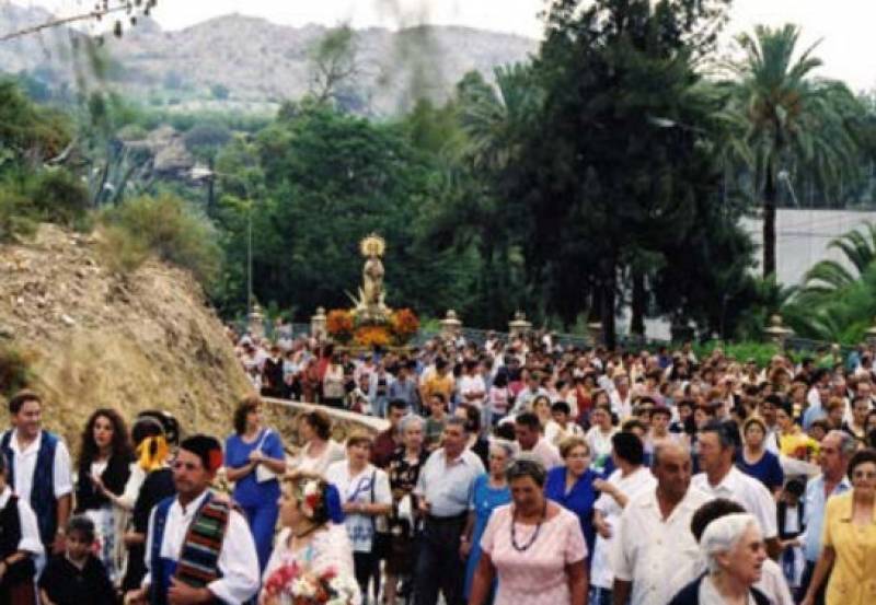 <span style='color:#780948'>ARCHIVED</span> - Until June 19, Moros y Cristianos and Corpus Christi fiestas in Archena