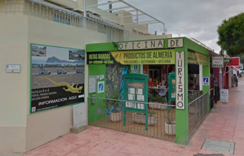 Bus times and prices to the beaches of Cabo de Gata, Almeria this summer
