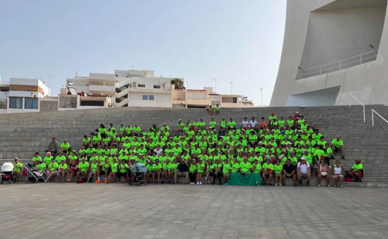 Cancer research fundraising walk in Aguilas a great success