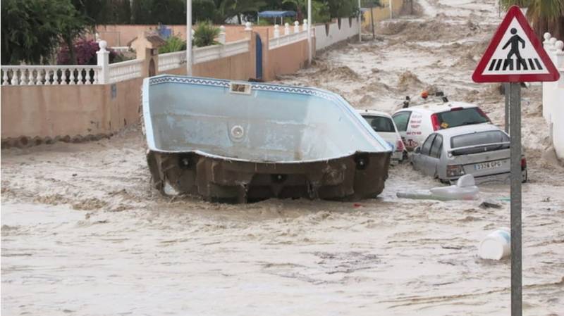 <span style='color:#780948'>ARCHIVED</span> - Long awaited breakthrough in Camposol flood threat saga