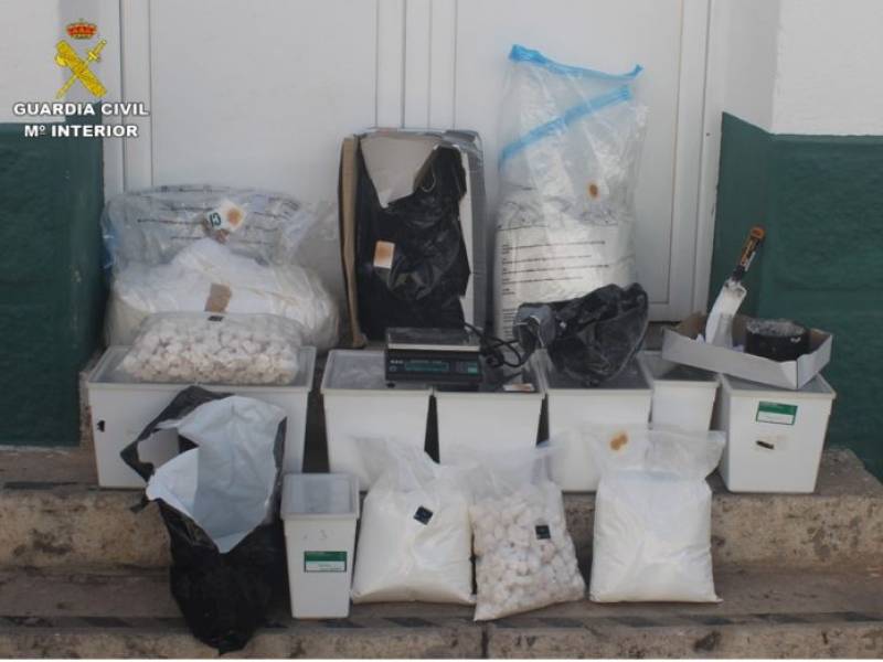 <span style='color:#780948'>ARCHIVED</span> - Network that shipped designer drugs to the UK brought down in Alicante