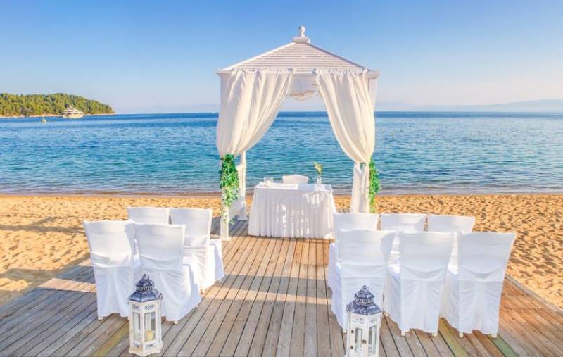 <span style='color:#780948'>ARCHIVED</span> - 16 Cartagena beaches prepare to host weddings in 2023