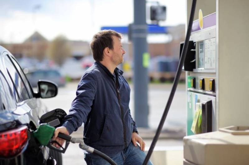 <span style='color:#780948'>ARCHIVED</span> - These are the 5 cheapest (and most expensive) petrol stations in Spain right now