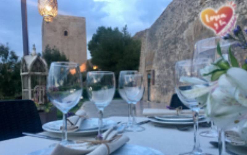 July and August enjoy a romantic dinner with live music in the courtyard of Lorca castle