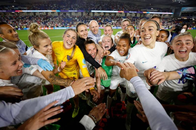 <span style='color:#780948'>ARCHIVED</span> - England beat Spain 2-1 in the Women’s Euros 2022 Quarterfinals
