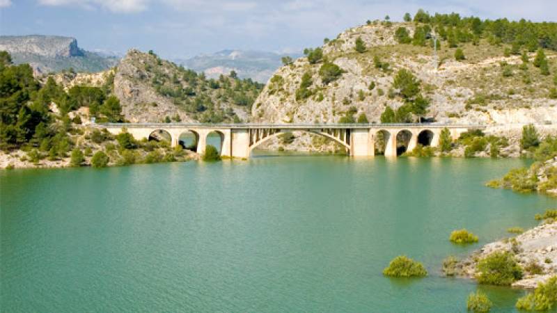 <span style='color:#780948'>ARCHIVED</span> - Alicante reservoirs sink to just 38 per cent of capacity