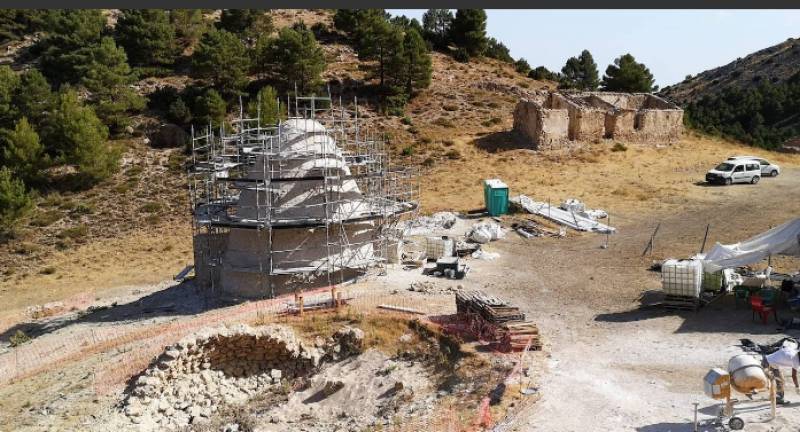 <span style='color:#780948'>ARCHIVED</span> - Renovation work nears completion on Sierra Espuna snow wells