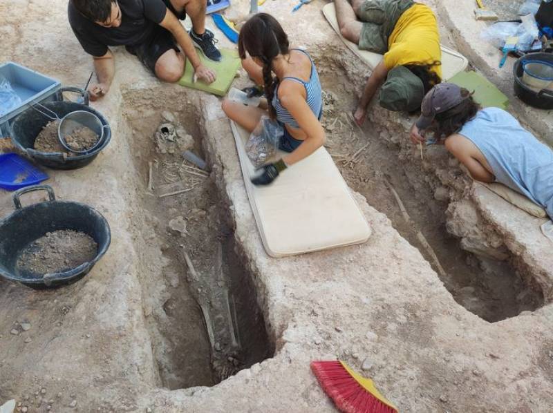 Excavation in Calpe, Alicante unearths 30 metre medieval wall