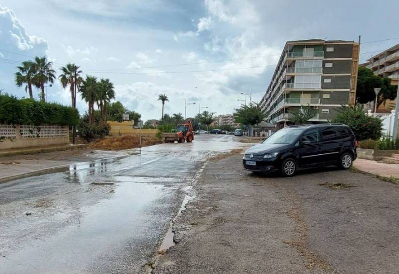 WATCH: Torrential rains leave flooding and destruction in Cartagena, Mazarron and La Manga