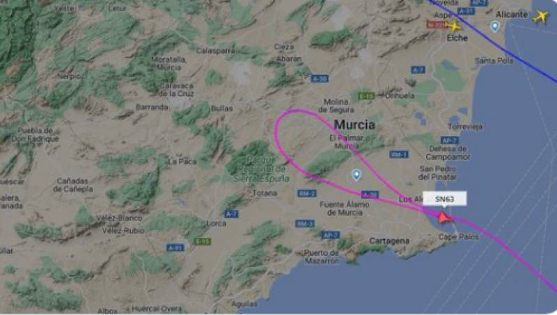Sonic boom startles Murcia residents as plane breaks the sound barrier