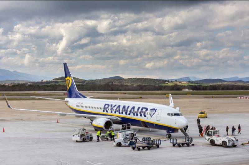 <span style='color:#780948'>ARCHIVED</span> - British Ryanair passenger arrested for sexual assault aboard flight to Spain