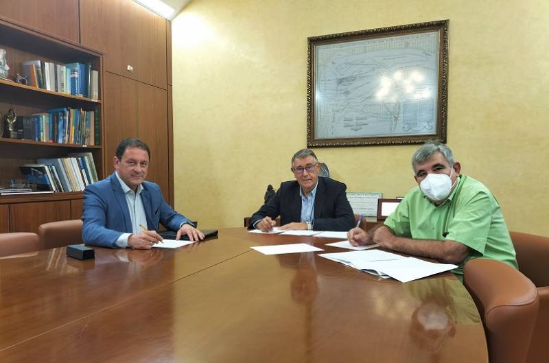<span style='color:#780948'>ARCHIVED</span> - Camposol rambla issue tops the agenda at meeting between the CHS water authority and Mazarron Mayor