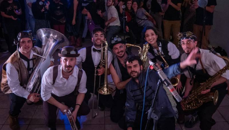 November 5 Free outdoor concert featuring the Steam Brass Band as part of the 2022 Cartagena Jazz Festival