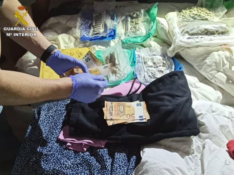 <span style='color:#780948'>ARCHIVED</span> - Guardia Civil takes down British and French drugs ring in Alicante and Murcia