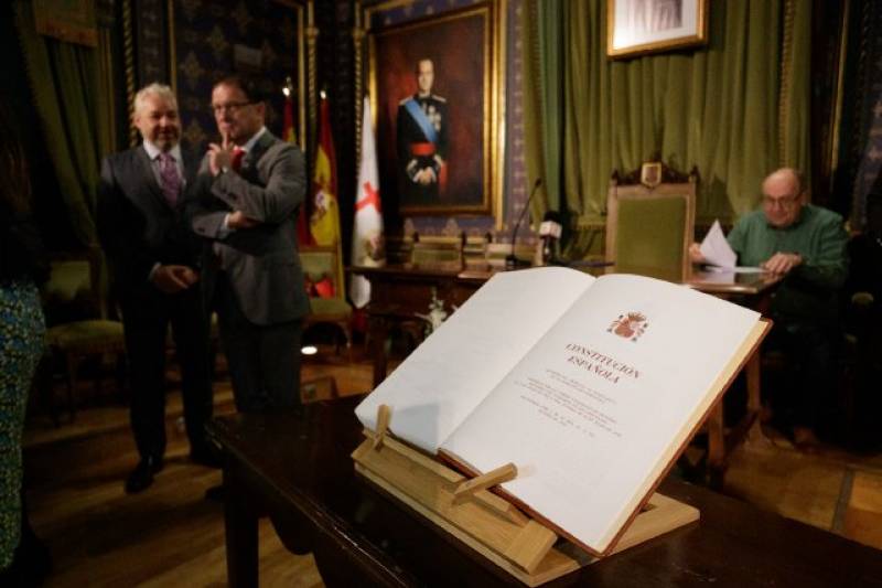 <span style='color:#780948'>ARCHIVED</span> - Town Hall debates strengthening legal action in incidents similar to the suspected Camposol murder case