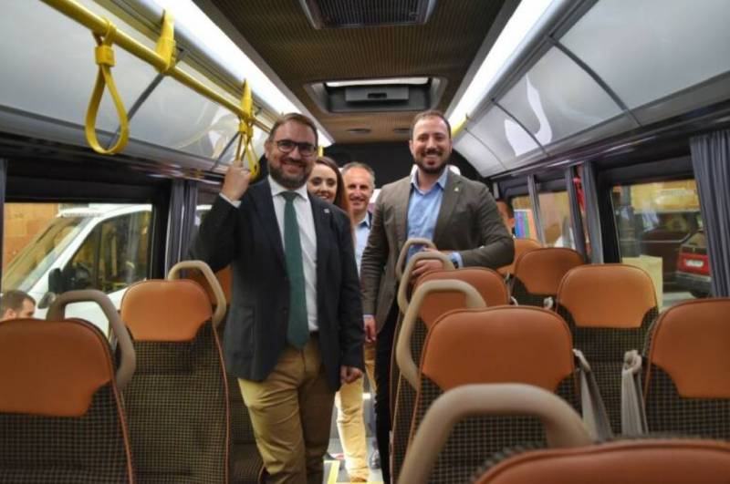 Lorca doubles the discount on monthly bus passes up to 60 per cent