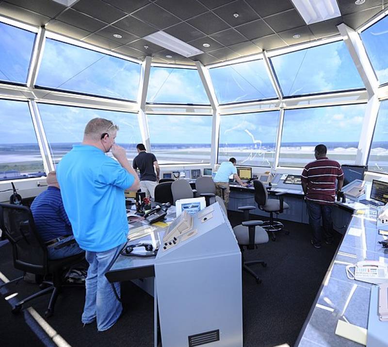 Congress blocks the privatisation of air traffic control towers in Spain