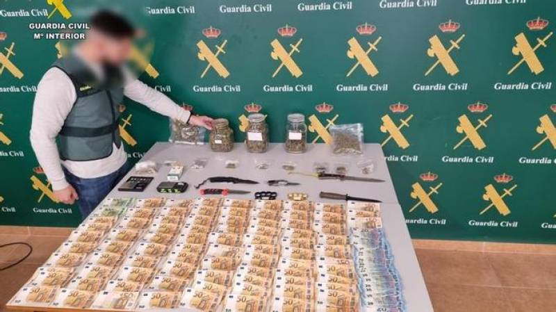 <span style='color:#780948'>ARCHIVED</span> - Brit one of four arrested in Torrevieja cannabis clubs raids