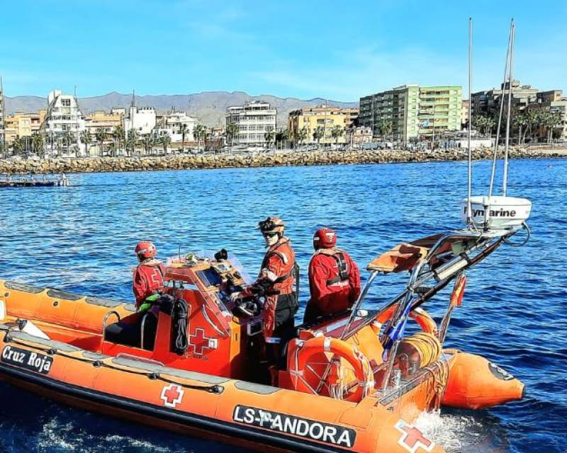 5 migrants rescued off the coast of Aguilas