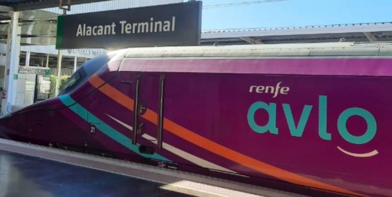<span style='color:#780948'>ARCHIVED</span> - New high-speed low cost train between Alicante and Madrid takes off