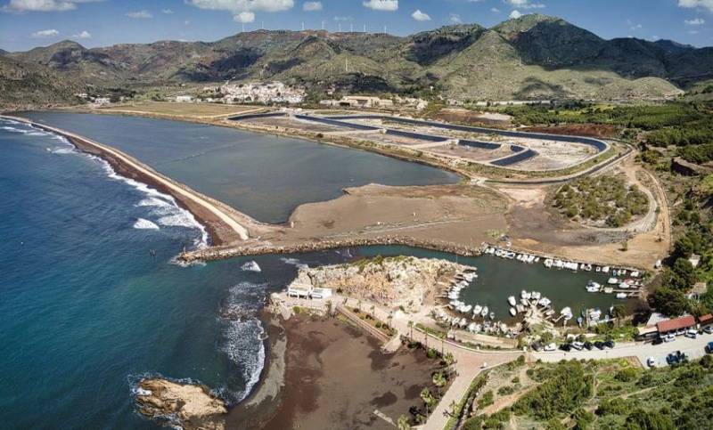 <span style='color:#780948'>ARCHIVED</span> - La Union Council and residents up in arms over plans to reduce Portman Bay regeneration project