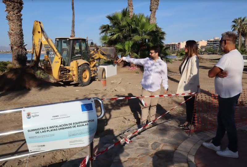 <span style='color:#780948'>ARCHIVED</span> - New walkways and foot showers being installed at Aguilas beaches