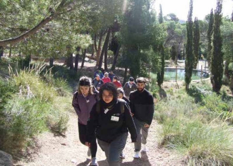 <span style='color:#780948'>ARCHIVED</span> - May 14 Free bird-watching walk in the mountains of Sierra Espuña