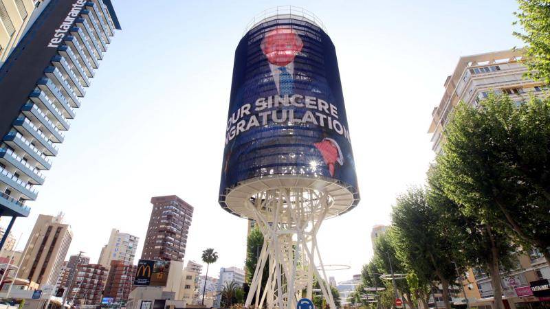 Thousands of patriotic Brits celebrate the Coronation in Benidorm