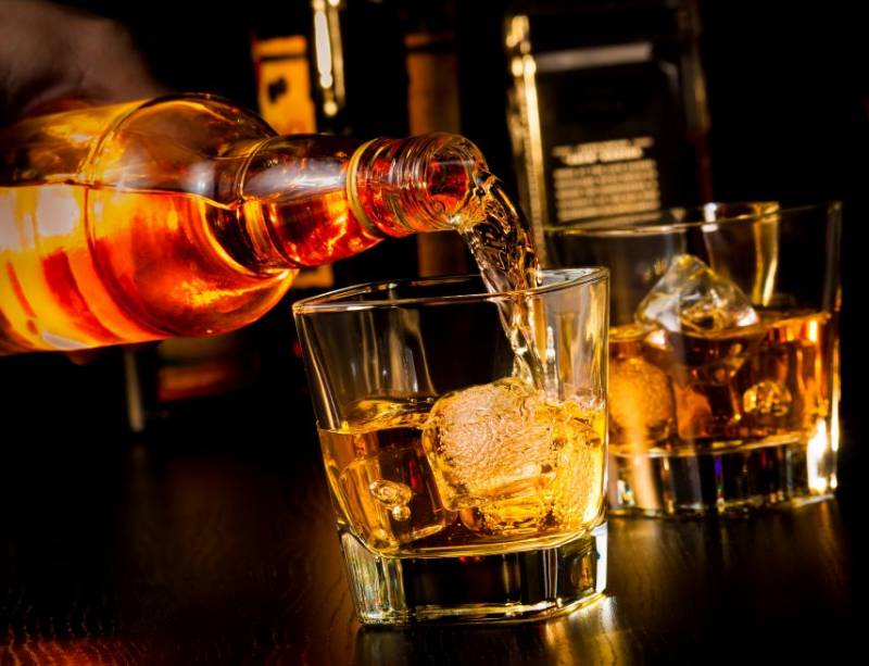 June 2 Whiskey tasting with Heniam at La Quinta Club, La Manga Club