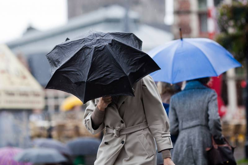 Wet and windy weekend ahead with chance of thunderstorms: Alicante weather May 18-21