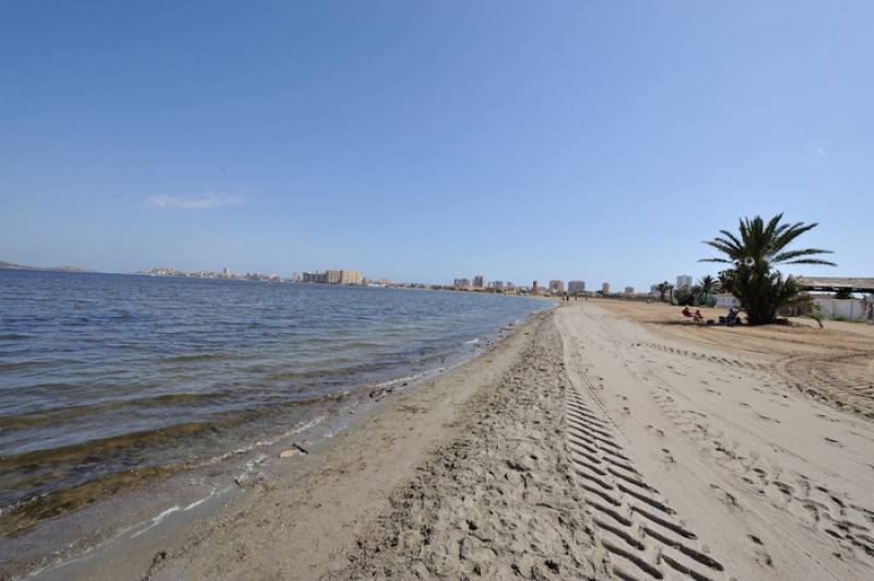 La Manga beachfront residents demand closure of hazardous sea dyke