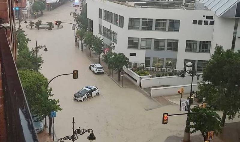 Flash flooding and destructive hailstorms continue in Murcia