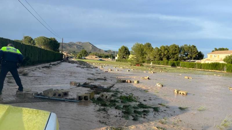 Yecla hit by flooding and road closures this Monday