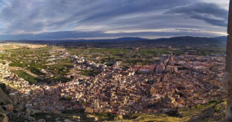 July 14 Free guided walk around the main viewing points in Mula
